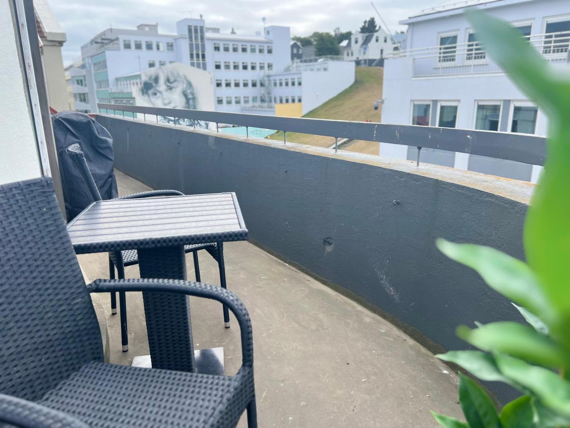 Lovely Penthouse Downtown With 3 Bedrooms Akureyri Ngoại thất bức ảnh